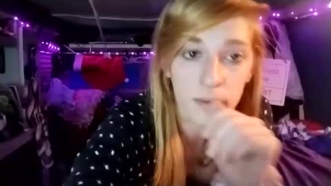 LesleyGumGrass- The Boring Trans girl online show from 02.20.25