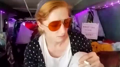 LesleyGumGrass- The Boring Trans girl online show from 02.22.25