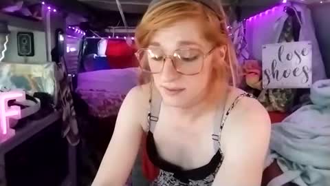 LesleyGumGrass- The Boring Trans girl online show from 02.23.25