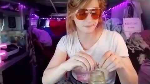 LesleyGumGrass- The Boring Trans girl online show from 02.25.25