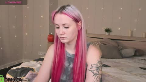 Joyce online show from 11.22.25