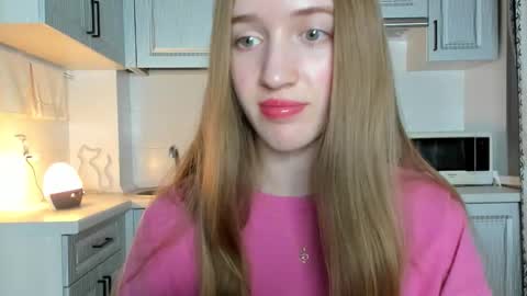  LESLIE   online show from 10.13.25