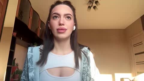 Leslie  online show from 03.12.26