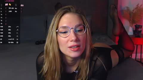 Leslie online show from 04.30.26