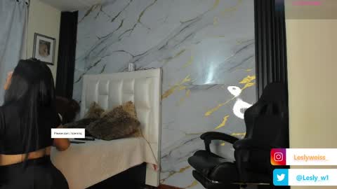 Snapshot of lesly_w chatting on 05.14.26 I am here from Monday to Friday from 730 am to 130 pm Colombia time and saturday from 500 am to 1000 am .... Soon Blue page online show from 05.14.26
