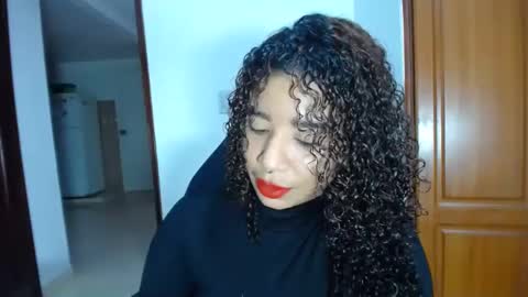 Snapshot of leslycarsson chatting on 02.08.25 lesly online show from 02.08.25