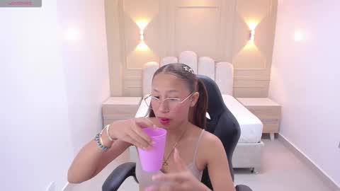   online show from 03.19.26