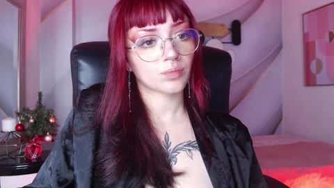 Less  online show from 12.04.24