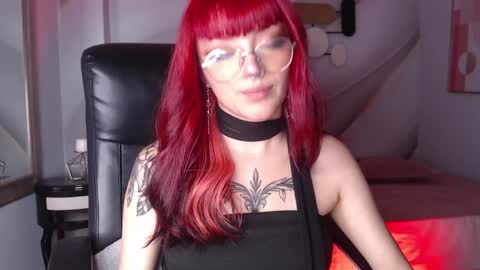 Less  online show from 01.08.25