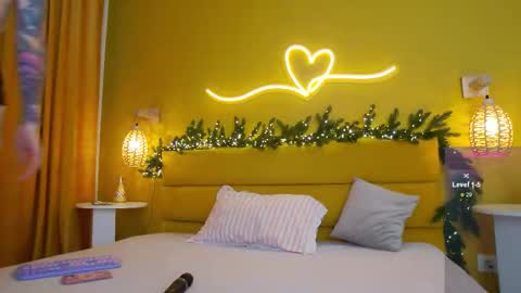 Lessy online show from 11.28.25