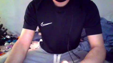 Snapshot of lestaro chatting on 12.22.24 neoglo online show from 12.22.24