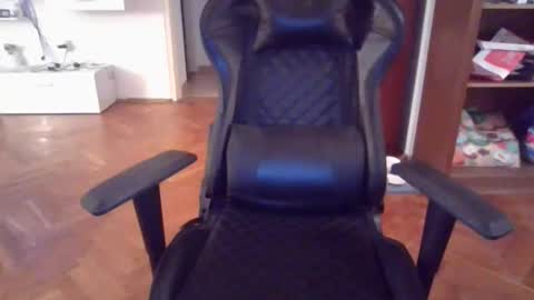 Snapshot of lestaro chatting on 03.19.26 neoglo online show from 03.19.26