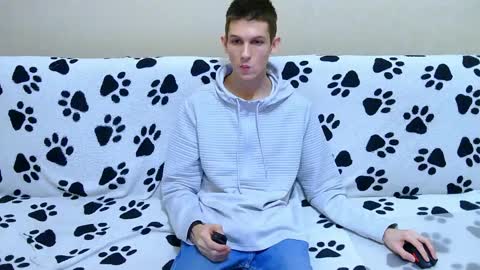 lester_broo online show from 04.02.26