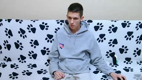 lester_broo online show from 04.29.26