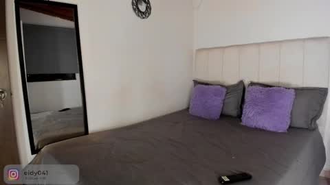 Snapshot of leticiaroldan chatting on 01.17.26 Leticia online show from 01.17.26