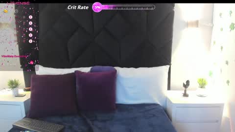 Snapshot of letiziia_sky chatting on 05.22.26 letiziia online show from 05.22.26
