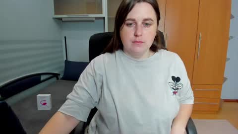 Naomi online show from 06.17.26