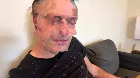 lilithgaze online show from 10.14.25