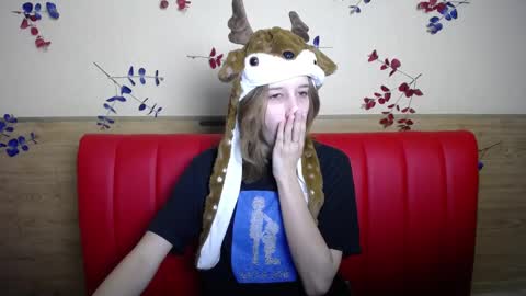 Snapshot of letty_curly chatting on 12.05.24 letty_curly online show from 12.05.24