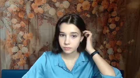 Snapshot of letty_curly chatting on 12.14.25 letty_curly online show from 12.14.25