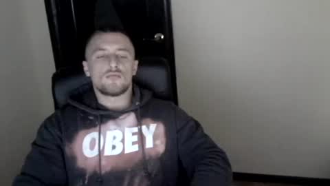 Snapshot of lev1ngston chatting on 12.23.24 lev1ngston online show from 12.23.24