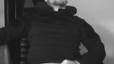 Snapshot of lev1ngston chatting on 09.30.25 lev1ngston online show from 09.30.25