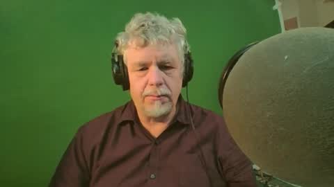 Snapshot of lewdickruss chatting on 02.01.26 Lewis Richard Russell online show from 02.01.26