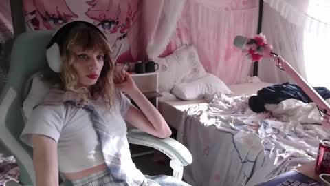 lewdy booty online show from 02.19.25