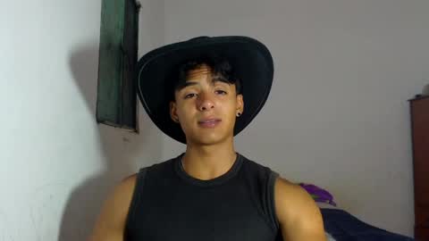 Snapshot of lewis_ly chatting on 05.20.26 i am lewis ly EDUARDO MEMDOZA15 online show from 05.20.26