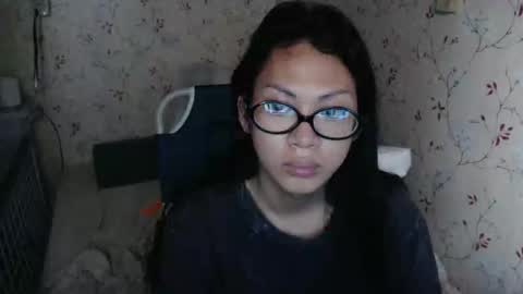 Hev Lexi online show from 04.28.26