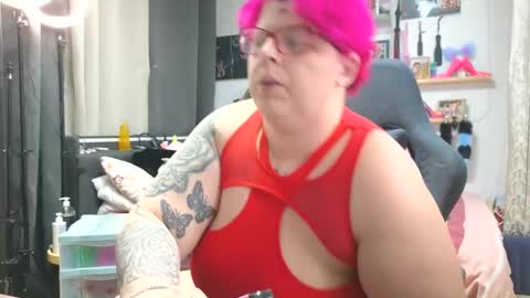 Snapshot of lexi2810 chatting on 03.11.25 Lexi und Lex online show from 03.11.25