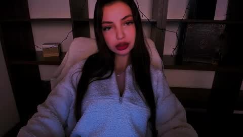 Alexia online show from 01.04.25