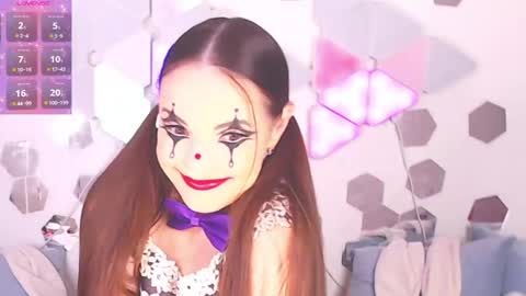 Alexia online show from 04.30.26