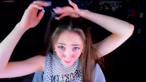 Snapshot of lexi_split chatting on 01.13.26 Lexi GTM2 MonWedThurSatSun 1000am-400pm online show from 01.13.26