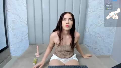 LexiCutee online show from 06.10.26