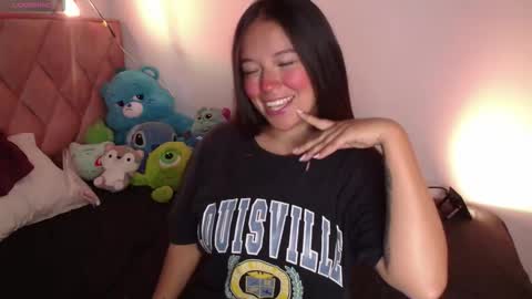 Lexie Thompson   8pm  0000am -5 online show from 01.19.26