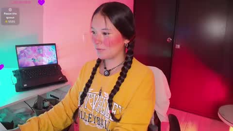 Snapshot of lexie_babe chatting on 06.09.26 Lexie Thompson 8pm 0000am -5 online show from 06.09.26