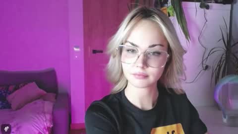 Lexie online show from 02.03.26