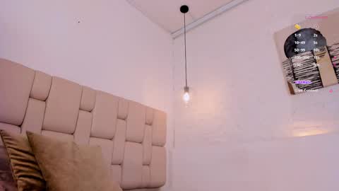 Lexie  online show from 02.19.25