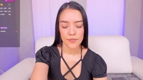 Lexie Thompson  online show from 07.25.26