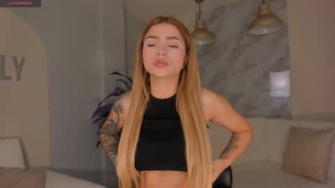 Lexie  online show from 02.14.26