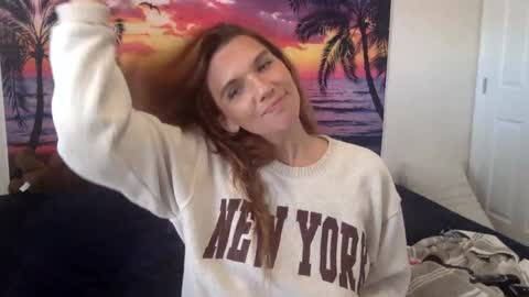 Alexia L. online show from 09.10.25