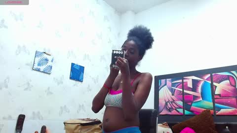 Snapshot of lexistone_ chatting on 12.04.24 lexistone online show from 12.04.24