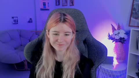 Lexi Wenford NO NUDE GODDESS online show from 12.12.24