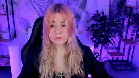 Lexi Wenford NO NUDE GODDESS online show from 12.14.24