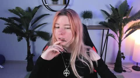 Lexi Wenford NO NUDE GODDESS online show from 12.20.24