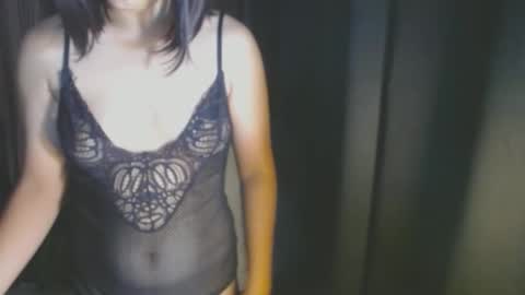 Snapshot of lexus_xxx chatting on 12.19.25 lexus_xxx online show from 12.19.25