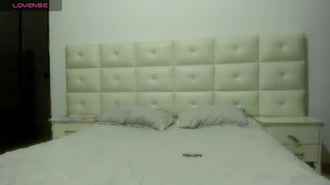 Snapshot of lexxi_ross chatting on 11.21.25 LEXXI online show from 11.21.25