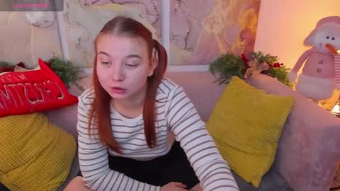 Snapshot of lexxxyone chatting on 12.04.24 lexxxyone online show from 12.04.24