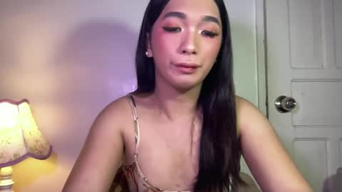 Snapshot of lexxy_lure chatting on 12.28.24 lexxy online show from 12.28.24